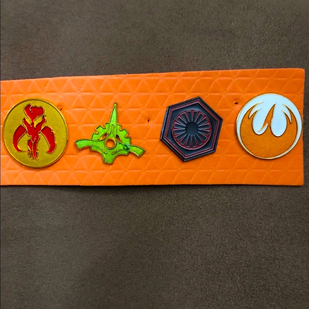 Set of 4 Disney Star Wars Mandolorian Pins